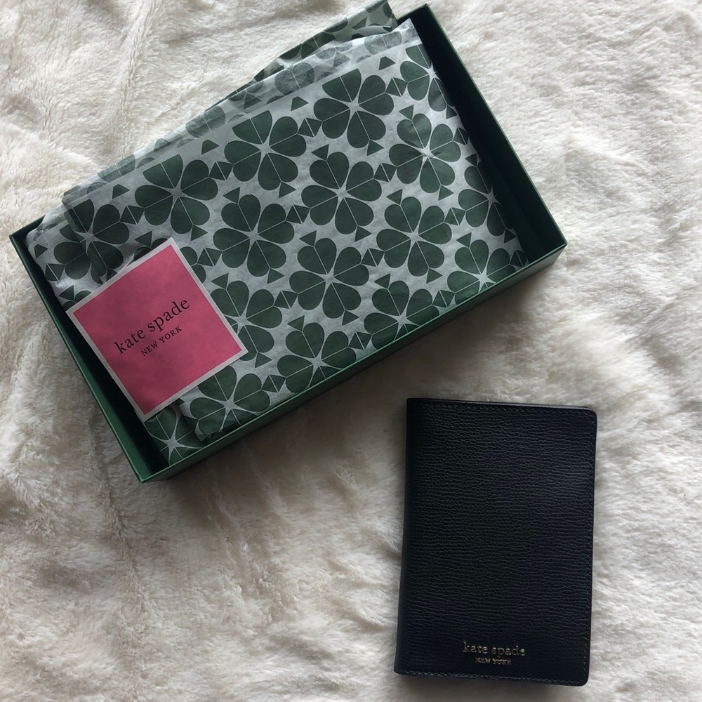 Black Kate Spade Passport Cover